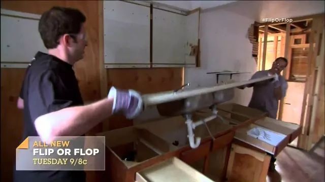 “炒房”与house flipping “炒房”与house flipping