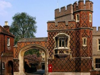 英国文化 | 英国私立中学为什么分男校女校?